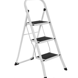 Sgabello in acciaio laccato con 3 gradini antiscivolo